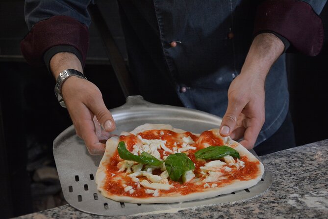 Last Lap! 1h Pizza Class in Rome - The Sum Up