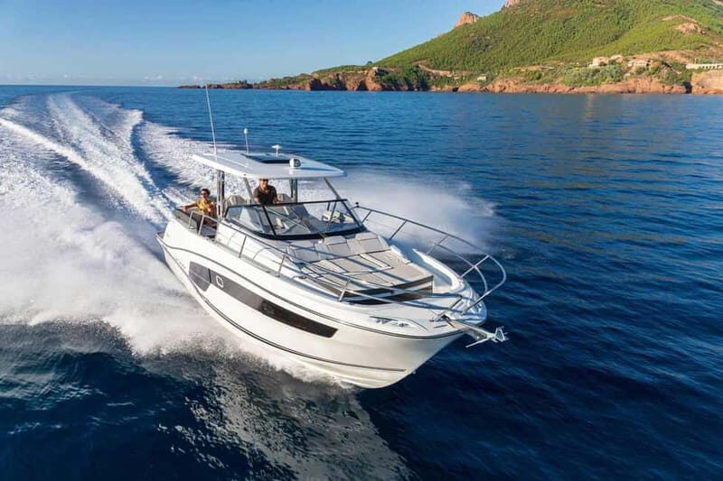 Latchi: Private Yacht Charter on Latchi Oasis - Why Choose the Latchi Oasis Yacht Experience?