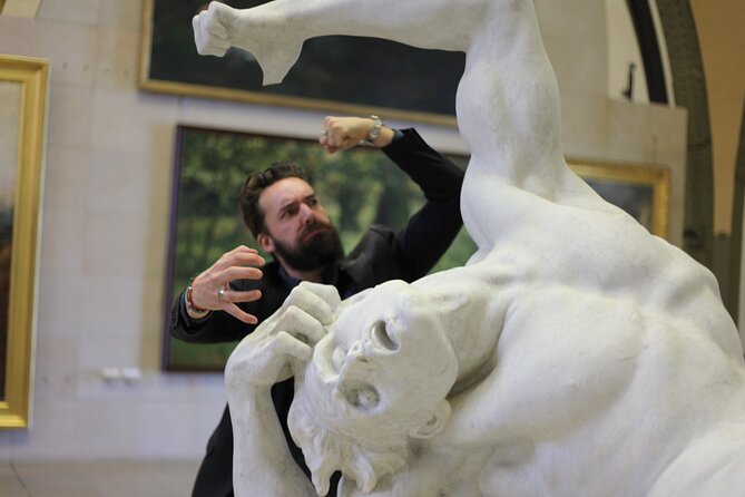 Laugh Your Way Through the Louvre Official Tour - Tour Experience