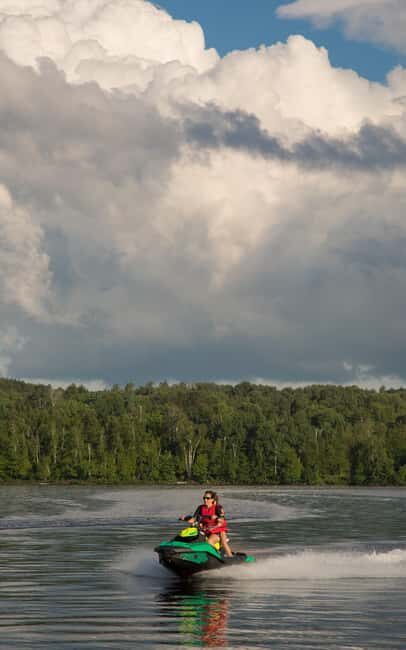 Laurentians: Jetski experience - What Makes This Jetski Tour Stand Out?