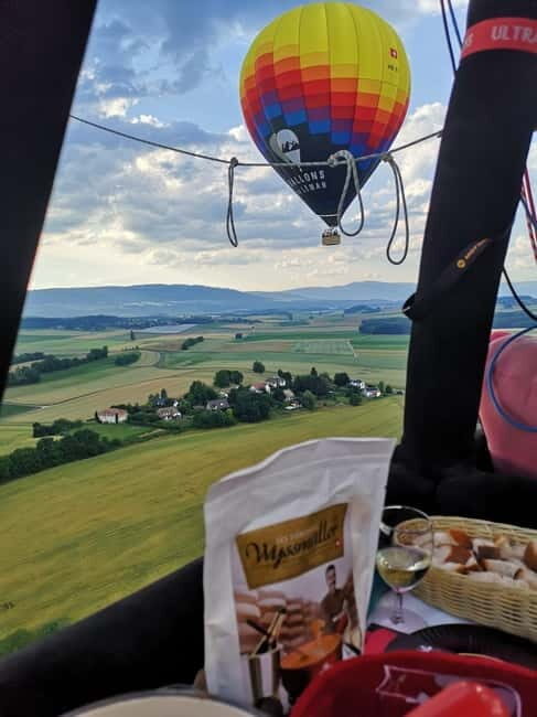 Lausanne: Swiss Fondue Flight in a Hot Air Balloon - Who Would Love This Experience?