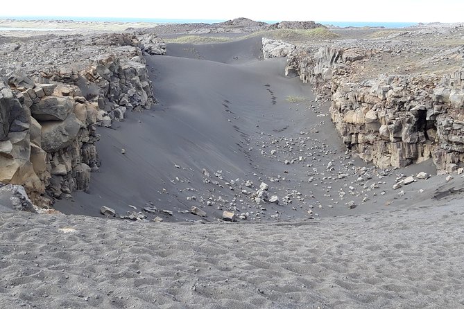 Lava, Craters and Hot Springs Private Tour - Customer Reviews