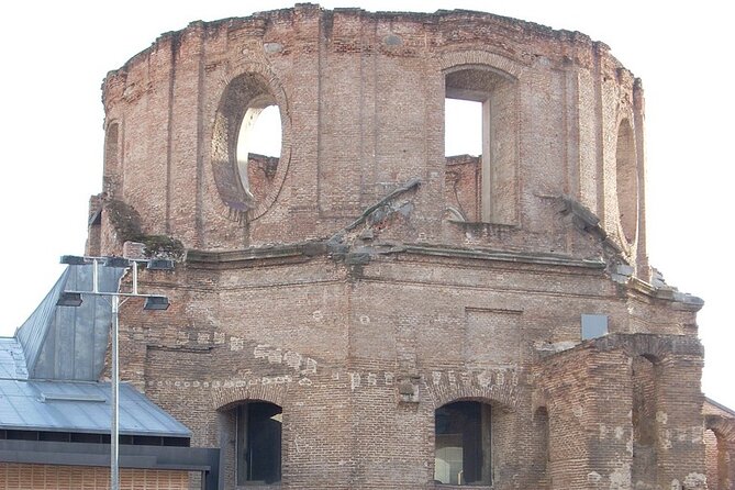 Lavapiés: the Most Multicultural Neighbourhood of Madrid, Private Walking Tour - Cultural Exploration and Experience