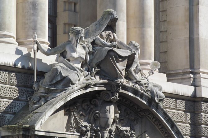 Law in London Walking Tour - Directions