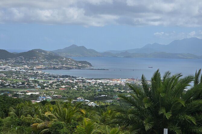 Lawyer Stephens Cave & Waterfalls Hike - The Overall Value