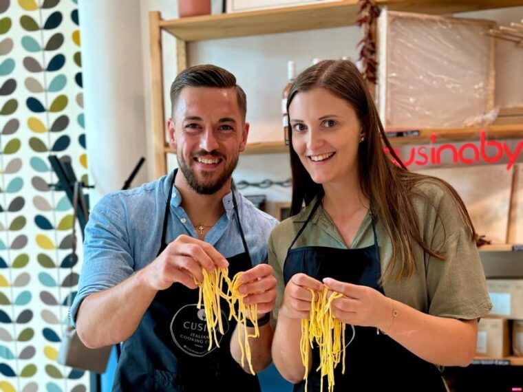 Lazise: Fresh Pasta Cooking Class With Meal and Wine - Meal Enjoyment and Wine Pairing