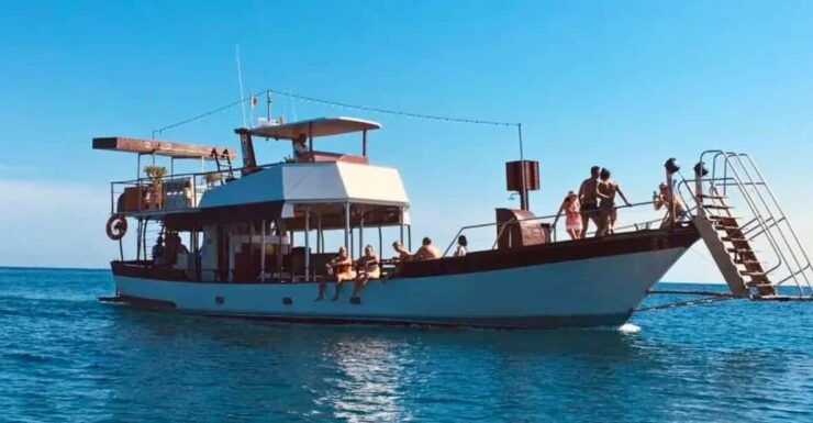 Le Castella: Capo Rizzuto Marine Protected Area Boat Tour - Experience Highlights