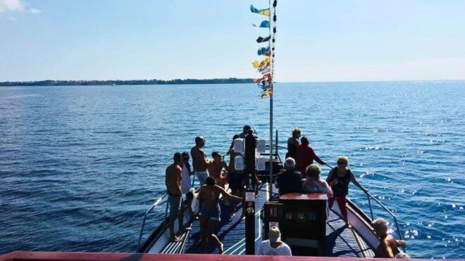 Le Castella: Capo Rizzuto Marine Protected Area Boat Tour - Customer Reviews and Ratings