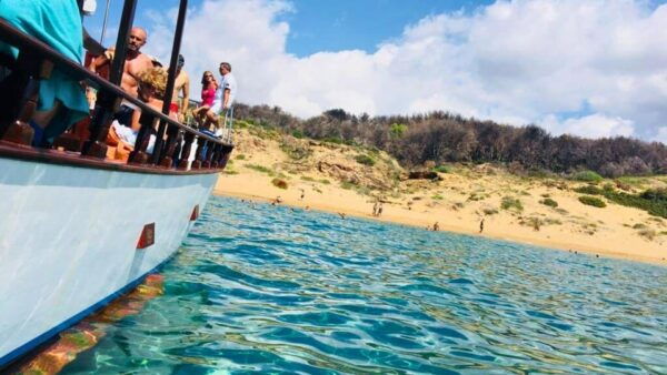 Le Castella: Capo Rizzuto Marine Protected Area Boat Tour - Onboard Food and Amenities