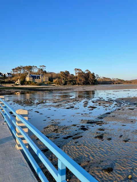 Le Conquet City Tour With a Local Guide - Ribine Experience - Accessibility and Amenities