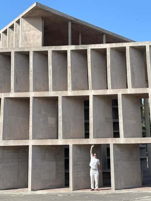 Le Corbusier's Chandigarh : A Complete Architecture Tour - Inside the Buildings and Hidden Corners