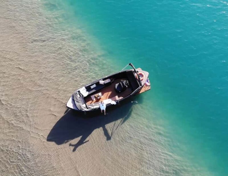 Le Grau du Roi: Privatize a charming boat for 2 hours with skipper - Good To Know