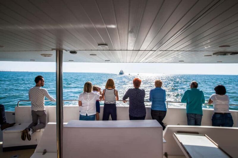 Le Grau-du-Roi - Sea trip to meet the fishing trawlers - Why this experience is worth considering