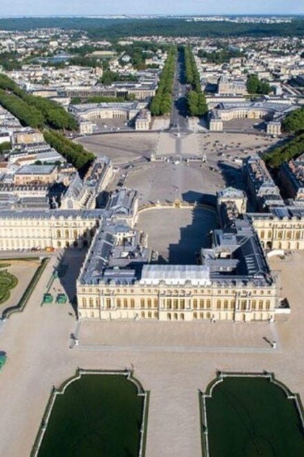 Le Havre: Private Transfer to Versailles - Accessibility Options