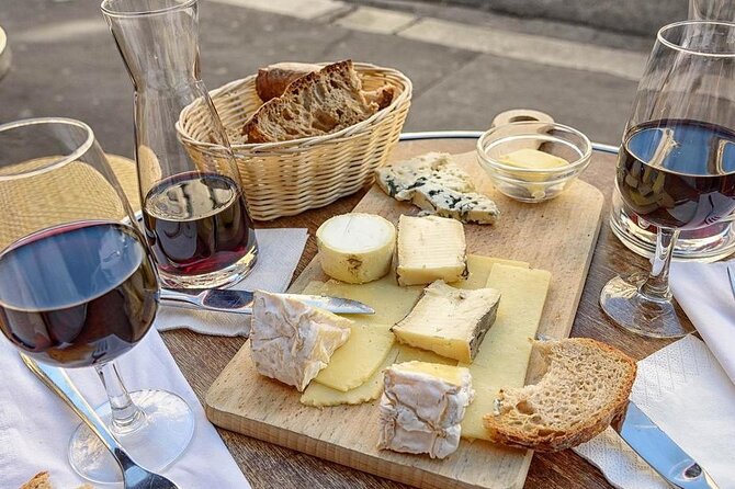 Le Marais Food Tour - Cheese, Chocolate, Wine and More! - Experience the Charm of Traditional Bakeries