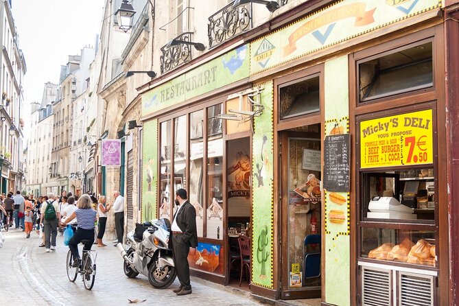 Le Marais, Metro and Indian Meal in Paris - Enjoy a Leisurely Stroll Through Picturesque Streets