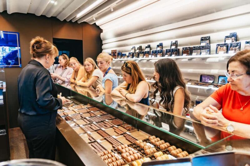 Le Marais Walking Food Tour with Cheese, Wine & Pastries - Final Thoughts