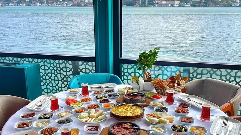 Le Vapeur Magique - Morning Turkish Breakfast Cruise - Breakfast tastes better on the Bosphorus