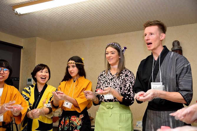 Learn How to Make Sushi! Light Class- Nara School - Price and Booking Details