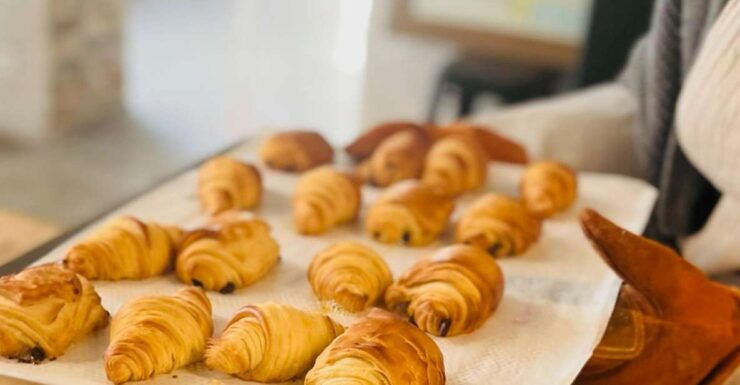Learn How to Make the French Croissant With a Chef ! - Full Description