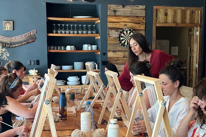 Learn how to weave with natural fibers in San Miguel de Allende - The Setting and Instructor