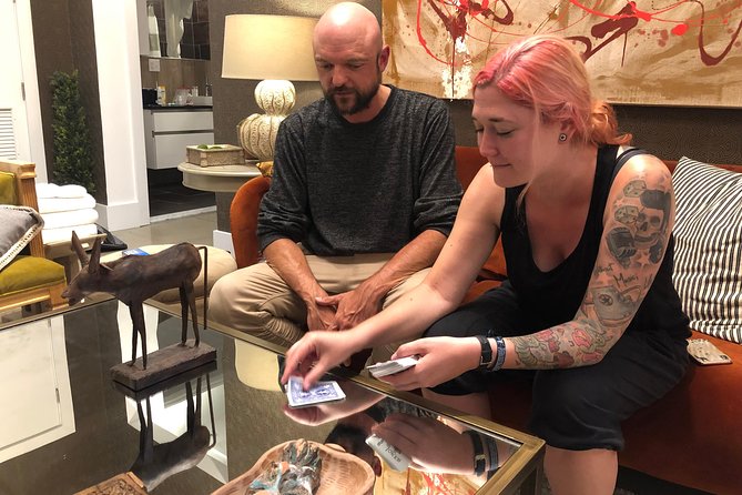 Learn Magic and Mindreading Like a Pro - Building a Magical Persona