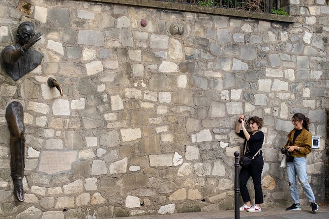 Learn the Art of Street Photography in the Heart of Montmartre! - Meeting and Pickup