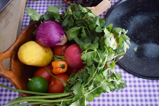 Learn to Cook Mexican Salsas - The Sum Up