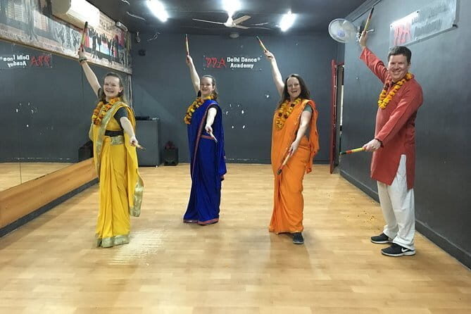 Learn to Dance like a Bollywood Star - A Closer Look at the Experience