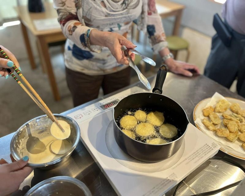 Learn to Make Home-style Tempura Udon and Gyoza in Tokyo (2.5 hours) - Is the price worth it?