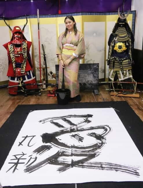 Learning Shodo with a kimono and Trying Samurai Calligraphy - The Practicalities: What’s Included & What’s Not?