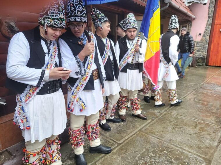 Learning toghether Transylvanian dances in Sibiu - Final Thoughts