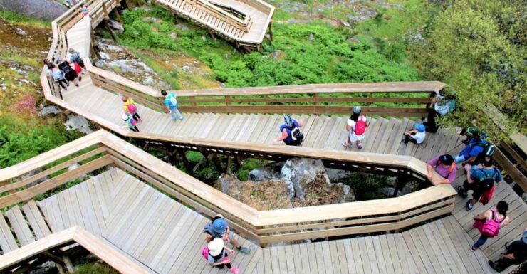 Leave Porto and Go Hiking in the Paiva Walkways, Arouca - Tour Experience