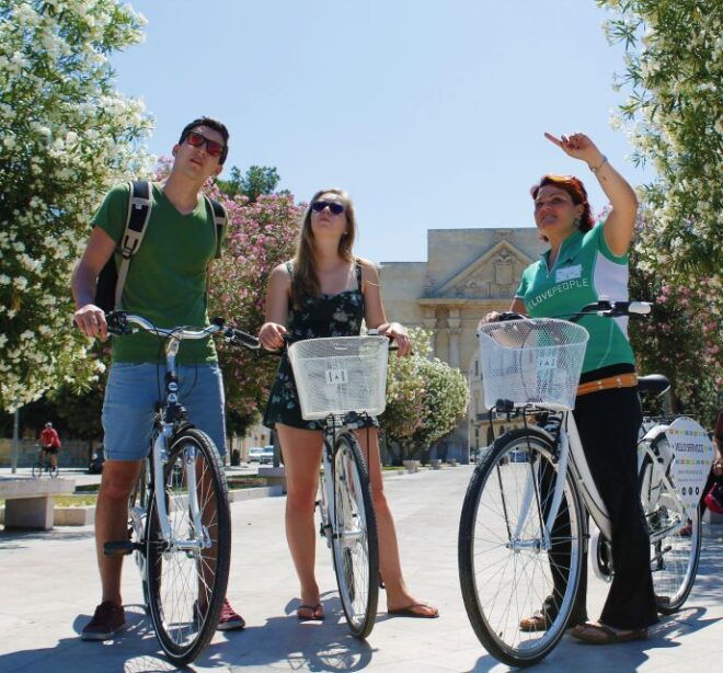 Lecce: City Highlights Guided Tour by Rickshaw - Booking Information