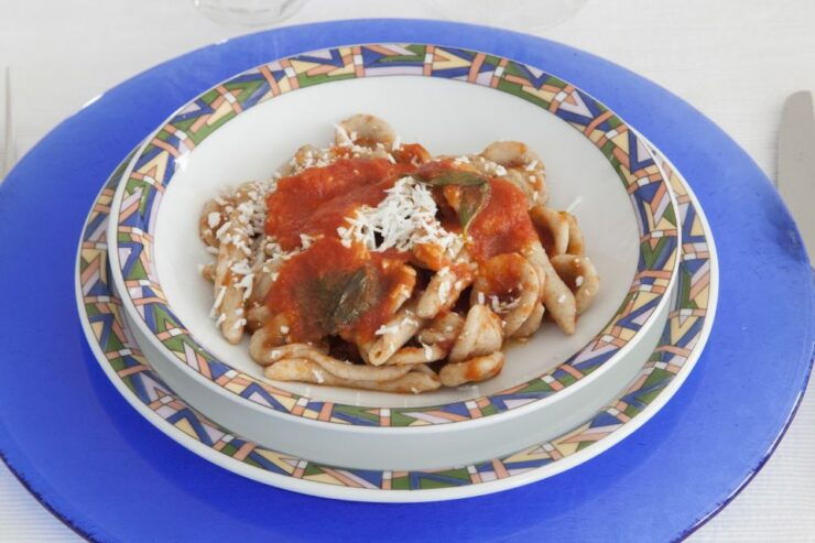 Lecce: Dining Experience at a Local's Home - Experience Authentic Italian Cuisine