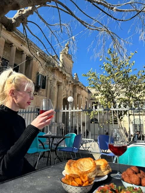 Lecce: Guided Street Food Walking Tour with Food and Wine - Why You Should Consider This Tour