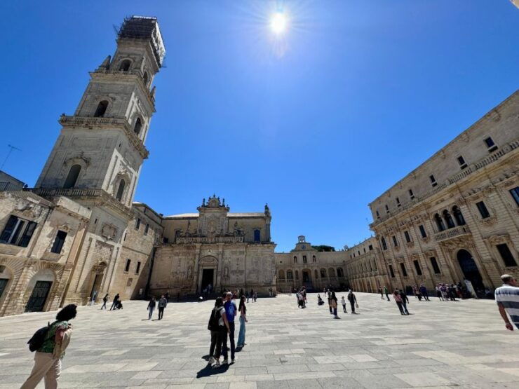 LECCE: IN THE LECCE BAROQUE AMONG THE ARCHITECTURAL TREASURES - Lecces Baroque Architecture Overview