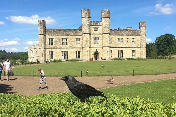 Leeds Castle Private Tour From London With Admission Tickets - Luggage Restrictions