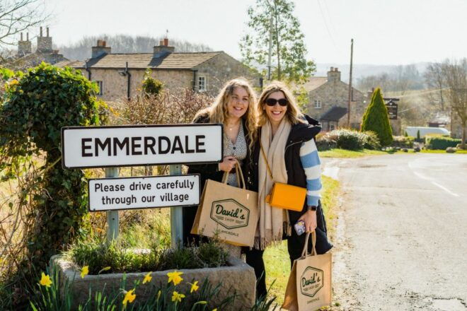 Leeds: Emmerdale Village Set Guided Tour - Highlights