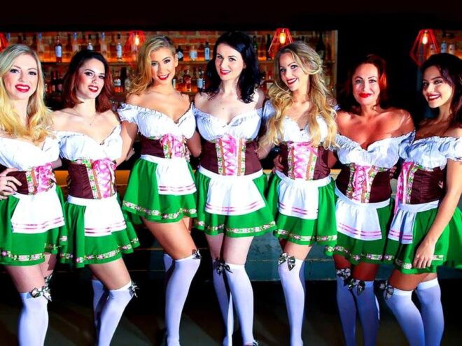 Leeds: Private Bar Maid-led Pub Crawl - Itinerary