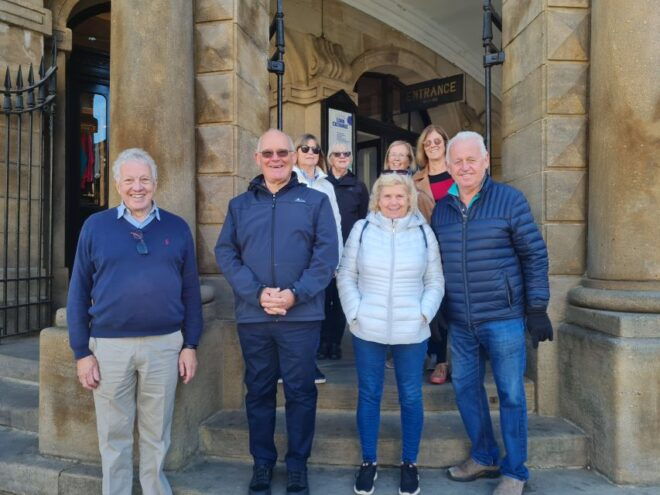 Leeds: Private City Center Guided Walking Tour - Key Sights and Landmarks