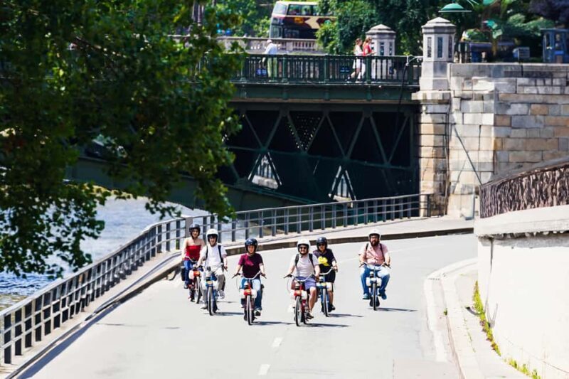 Left Bank Highlights: Guided Vintage Bike Tour on a Solex - What to Expect on the Tour