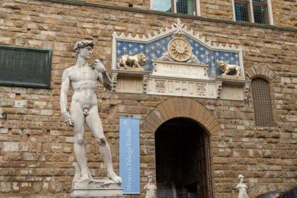 Legacy of Michelangelo Walking Tour - Note
