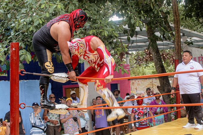 Legendary Mexican Lucha Libre Experience in Cozumel Meet Andgreet - Tips for an Unforgettable Lucha Libre Experience in Cozumel