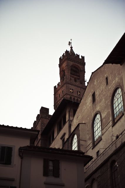 Legends of Florence: Exclusive Walking Tour by Night - Tour Experience