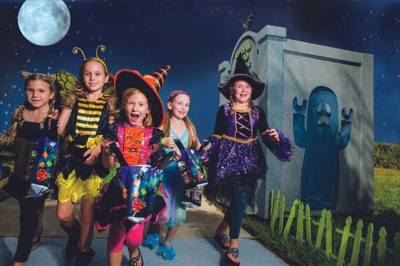 LEGOLAND California Resort Ticket with SEA LIFE Aquarium Admission - Dino Valley and the park’s play breaks