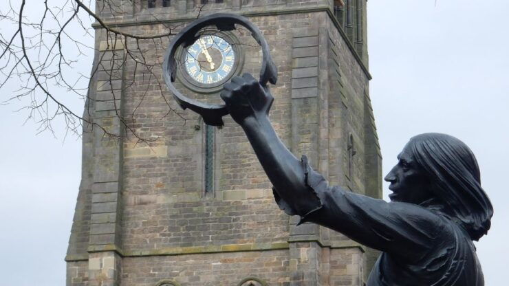 Leicester: Smartphone Treasure Hunt Style Heritage Walks - Explore Leicesters Hidden Gems