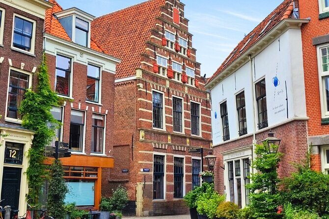 Leiden Scavenger Hunt Self Guided City Detective Game - FAQ