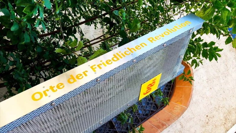 Leipzig: City Tour 2.0 Spot Past with Mobile Projections - Good To Know