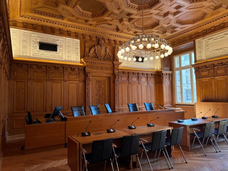 Leipzig: Guided tour of the Federal Administrative Court - Behind the Scenes and Practicalities
